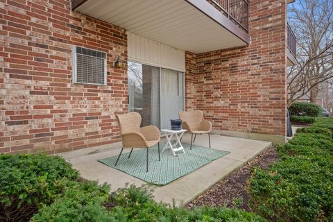 Tiny photo for 4900 Forest Avenue #108, Downers Grove, IL 60515 (MLS # 12583745)