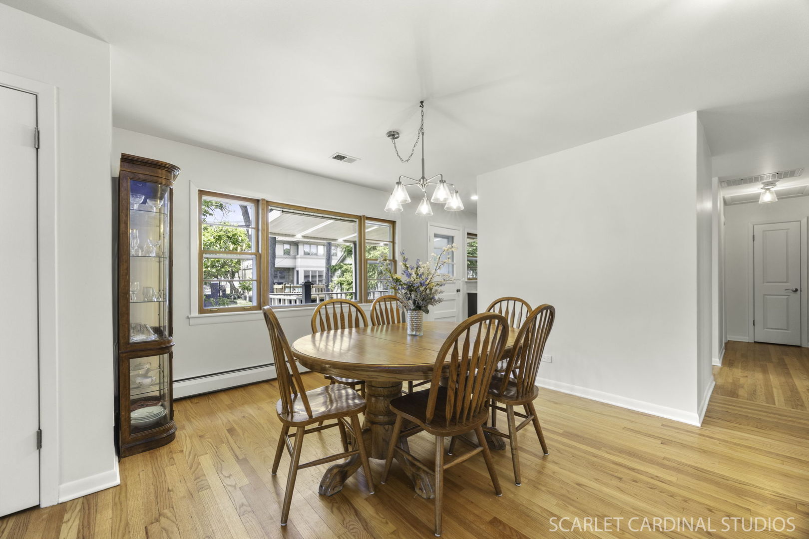 140 W Adams Street