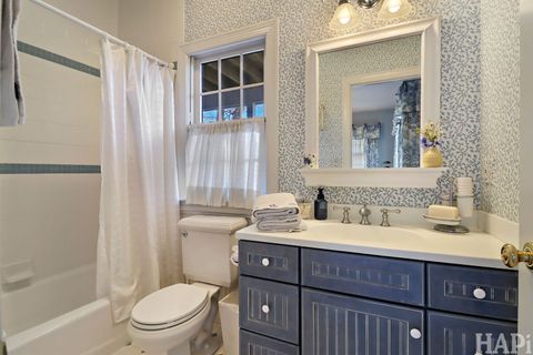 Tiny photo for 1727 Telegraph Road, Bannockburn, IL 60015 (MLS # 12581023)