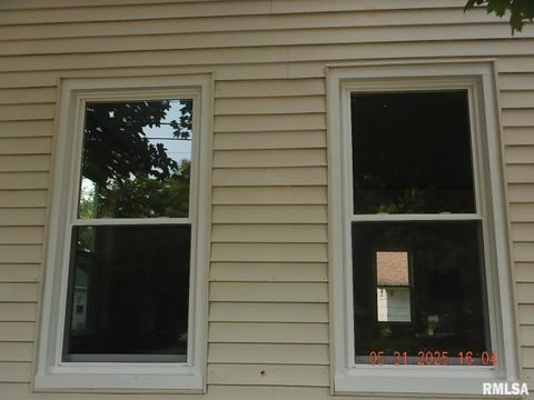 Tiny photo for 525 E Marion Street, Princeton, IL 61356 (MLS # QC4264579)