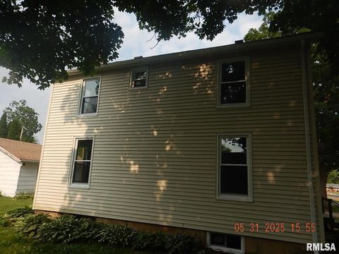 Tiny photo for 525 E Marion Street, Princeton, IL 61356 (MLS # QC4264579)