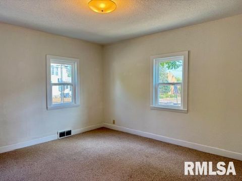 Tiny photo for 511 MAIN Avenue, Clinton, IA 52732 (MLS # 12602523)