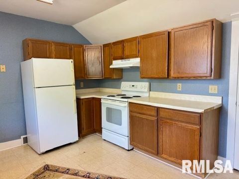 Tiny photo for 511 MAIN Avenue, Clinton, IA 52732 (MLS # 12602523)