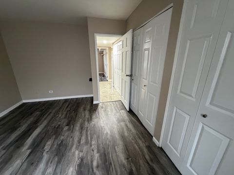 Tiny photo for 9388 Bay Colony Drive #1S, Des Plaines, IL 60016 (MLS # 12542466)