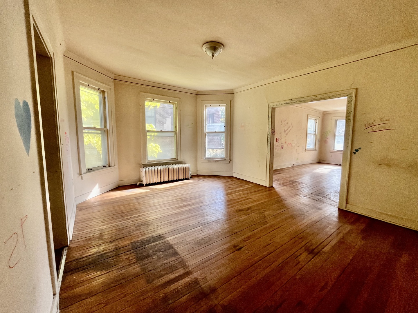 1323 W Washington Street