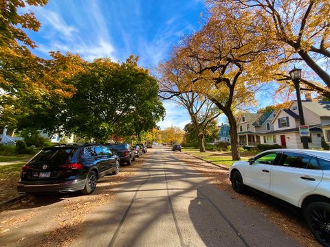 Tiny photo for 1323 W Washington Street, Evanston, IL 60202 (MLS # 12512234)