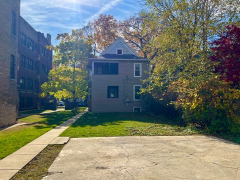 Tiny photo for 1323 W Washington Street, Evanston, IL 60202 (MLS # 12512234)