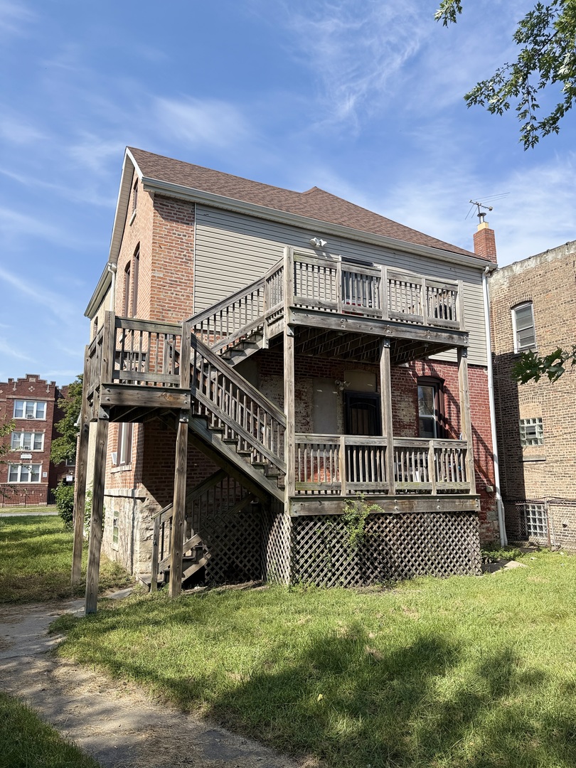 6959 S Calumet Avenue