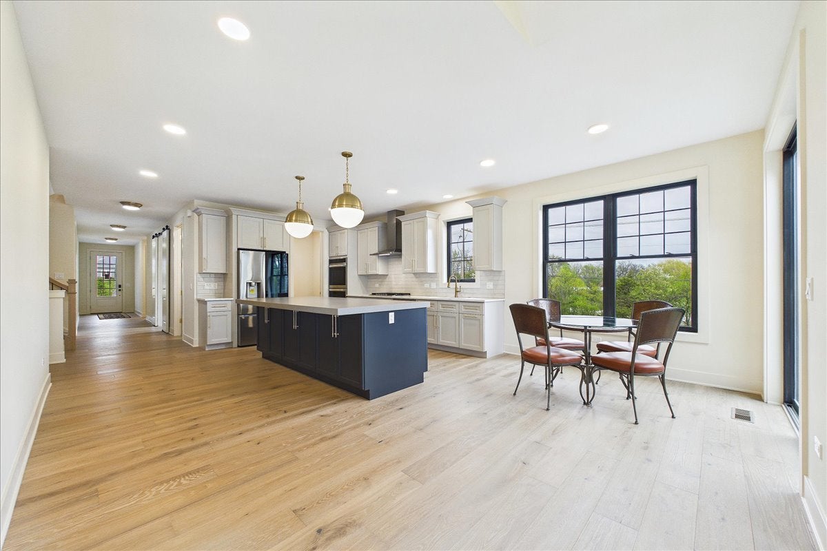 22164 W Casa Bella View