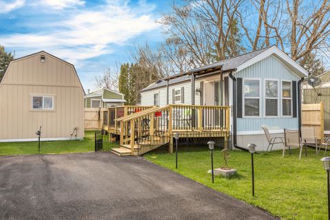 280 Misty Ridge McHenry IL 60051