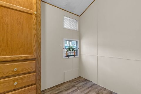 Tiny photo for 280 Misty Ridge, McHenry, IL 60051 (MLS # 12611409)