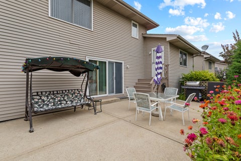 Tiny photo for 2141 W Cimarron Way, Addison, IL 60101 (MLS # 12736872)