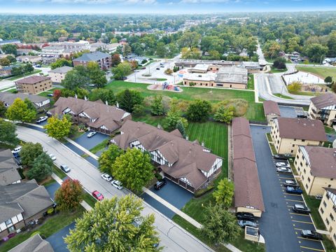 Tiny photo for 6740 180th Street #1E, Tinley Park, IL 60477 (MLS # 12588451)