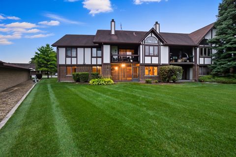 Photo of 6740 180th Street #1E, Tinley Park, IL 60477 (MLS # 12588451)