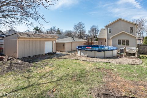 Tiny photo for 8829 Skyline Drive, Burr Ridge, IL 60527 (MLS # 12533153)