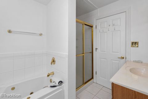Tiny photo for 8829 Skyline Drive, Burr Ridge, IL 60527 (MLS # 12533153)