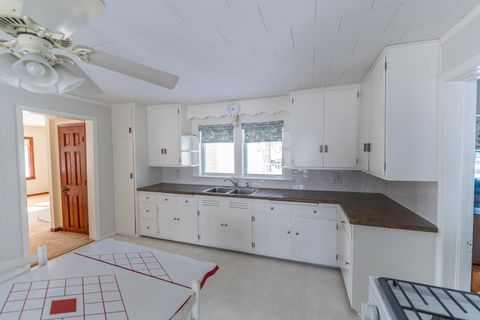 Tiny photo for 9709 Cunningham Road, Winnebago, IL 61088 (MLS # 12550267)