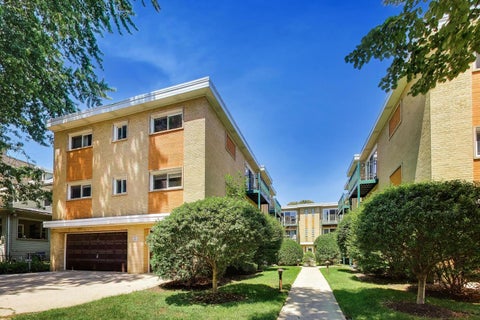 Photo of 717 Seward Street #3E, Evanston, IL 60202 (MLS # 12699329)