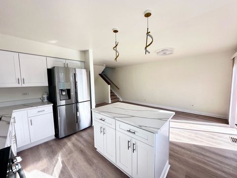 Tiny photo for 611 W 25th Place, Chicago, IL 60616 (MLS # 12509705)