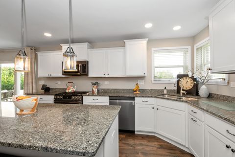 Tiny photo for 1981 Stapleton Road, New Lenox, IL 60451 (MLS # 12526375)