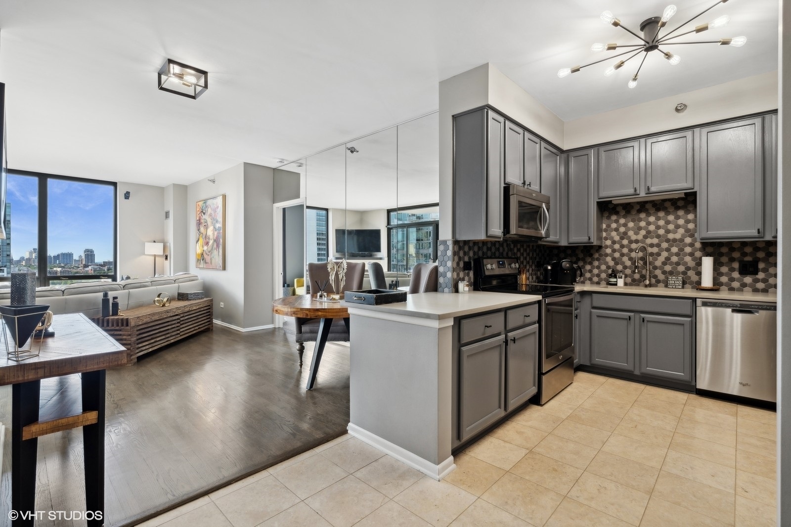 435 W ERIE Street 1708
