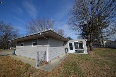 Tiny photo for 412 N 42nd Street, Mt Vernon, IL 62864 (MLS # 12580705)
