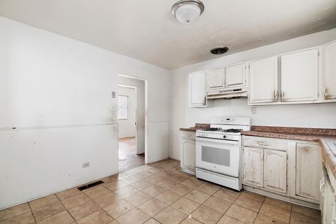 Tiny photo for 1869 Summit Avenue, Kankakee, IL 60901 (MLS # 12572444)