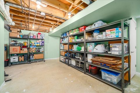 Tiny photo for 36 Townsend Circle, Naperville, IL 60565 (MLS # 12627734)