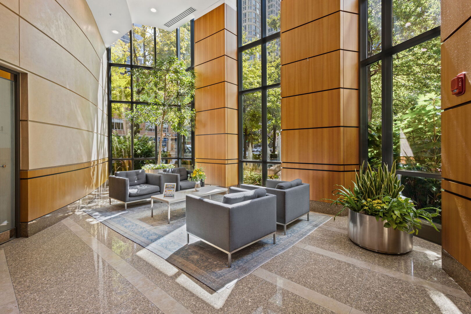 400 N La Salle Drive 1103