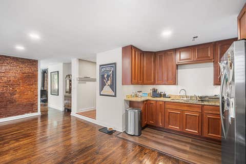 Tiny photo for 635 W Sheridan Road #G, Chicago, IL 60613 (MLS # 12683306)