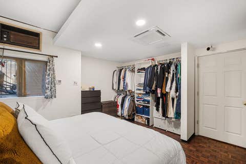 Tiny photo for 635 W Sheridan Road #G, Chicago, IL 60613 (MLS # 12683306)