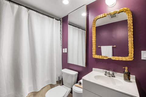 Tiny photo for 635 W Sheridan Road #G, Chicago, IL 60613 (MLS # 12683306)