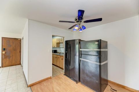 Tiny photo for 256 Shorewood Drive #2C, Glendale Heights, IL 60139 (MLS # 12489563)