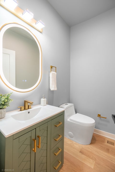 Tiny photo for 1952 N Bissell Street, Chicago, IL 60614 (MLS # 12681328)