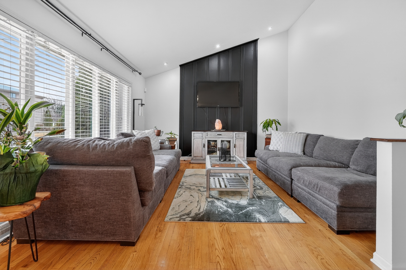 8632 New England Avenue