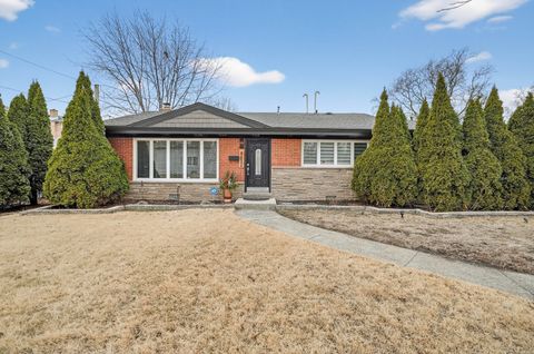 8632 New England Avenue Burbank IL 60459