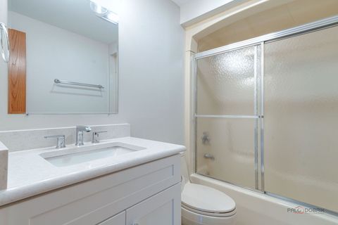 Tiny photo for 1516 W Reiche Lane, McHenry, IL 60051 (MLS # 12665933)