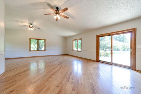 Tiny photo for 1516 W Reiche Lane, McHenry, IL 60051 (MLS # 12665933)