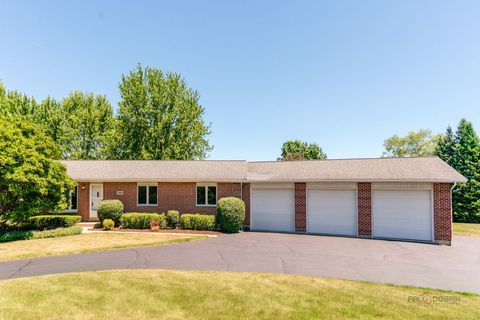 Tiny photo for 1516 W Reiche Lane, McHenry, IL 60051 (MLS # 12665933)