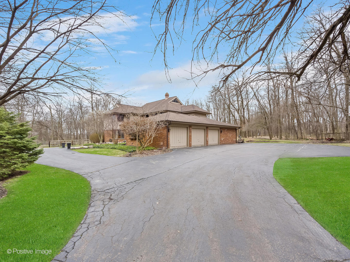 32W871 Honey Hill Circle