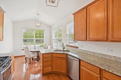 Tiny photo for 917 Havenshire Road, Naperville, IL 60565 (MLS # 12622207)