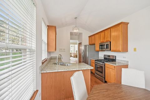 Tiny photo for 917 Havenshire Road, Naperville, IL 60565 (MLS # 12622207)