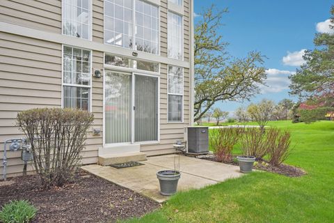 Tiny photo for 917 Havenshire Road, Naperville, IL 60565 (MLS # 12622207)