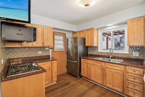 Tiny photo for 2931 greenleaf Avenue, Wilmette, IL 60091 (MLS # 12553600)