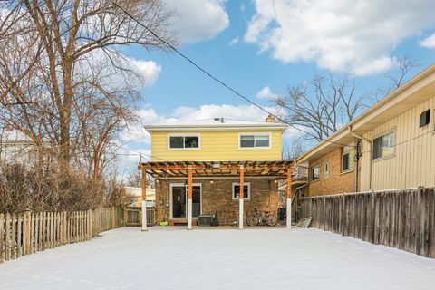 Tiny photo for 2931 greenleaf Avenue, Wilmette, IL 60091 (MLS # 12553600)