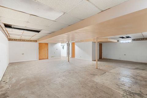 Tiny photo for 4715 W Crystal Lake Road, McHenry, IL 60050 (MLS # 12614430)