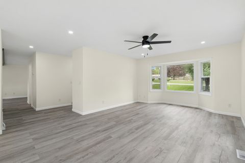 Tiny photo for 645 Suncrest Court, Sherrard, IL 61281 (MLS # 12673863)