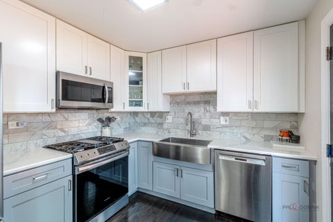 Tiny photo for 690 Macarthur Drive, Buffalo Grove, IL 60089 (MLS # 12755210)