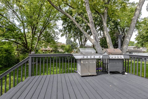 Tiny photo for 690 Macarthur Drive, Buffalo Grove, IL 60089 (MLS # 12755210)