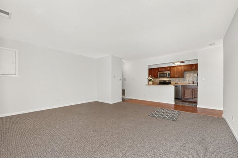 Tiny photo for 715 W Central Road #C1, Mount Prospect, IL 60056 (MLS # 12782420)